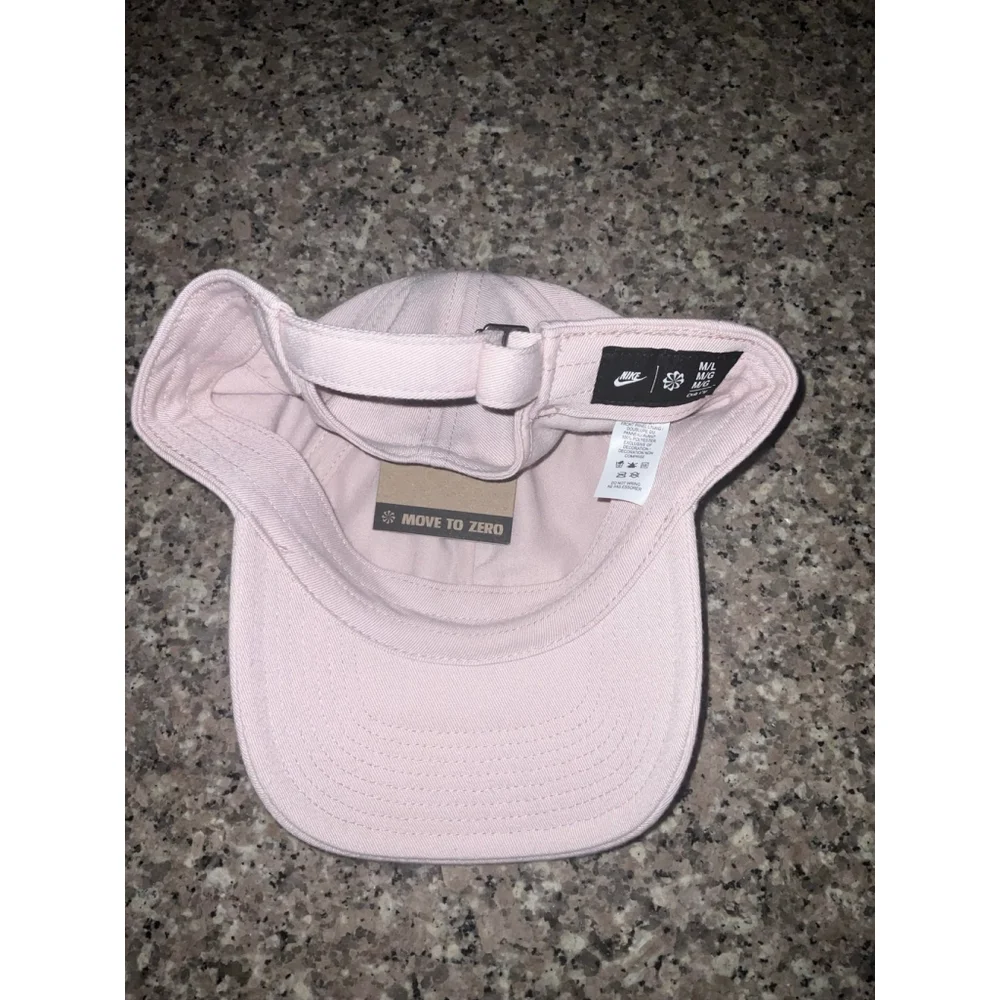 Pink Nike Club Classic cap